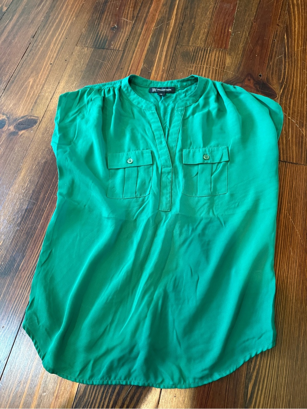 INC Emerald Green Split-Neck Cap Sleeve Top with Chest Pockets